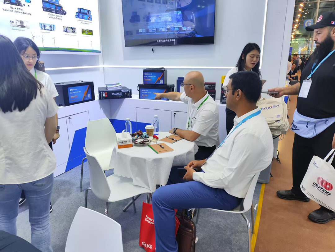 Impulsando un mundo verde para un futuro compartido | KIJO Battery debuta en la 139ª Feria de Cantón de Primavera (2)